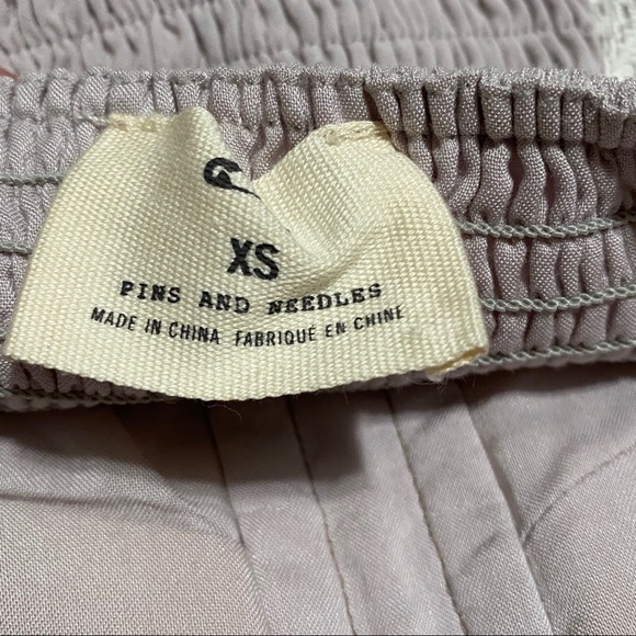 URBAN OUTFITTERS PINS AND NEEDLES Cream Lace Strapless Mini… - Picture 9 of 10